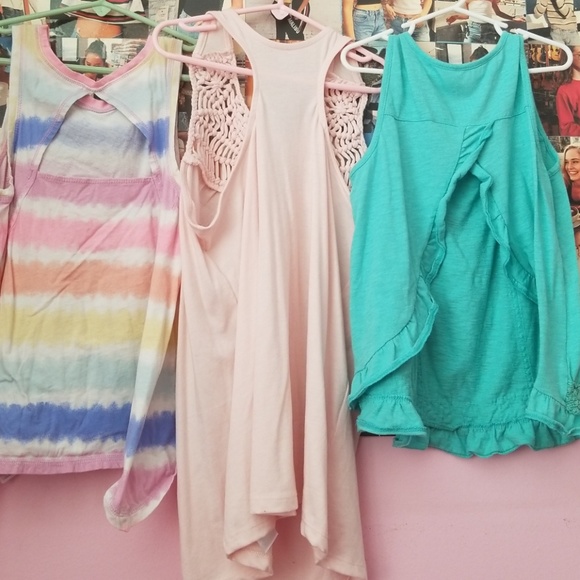 3 tanks!! - Picture 2 of 5